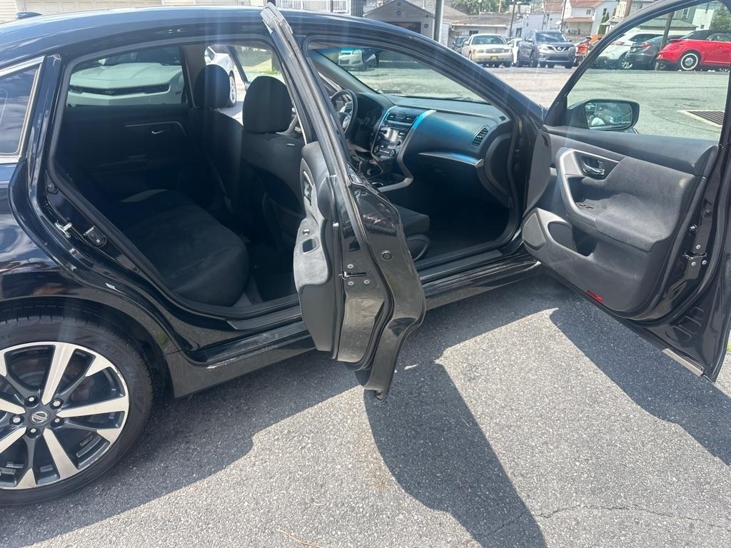 Nissan Altima  2015