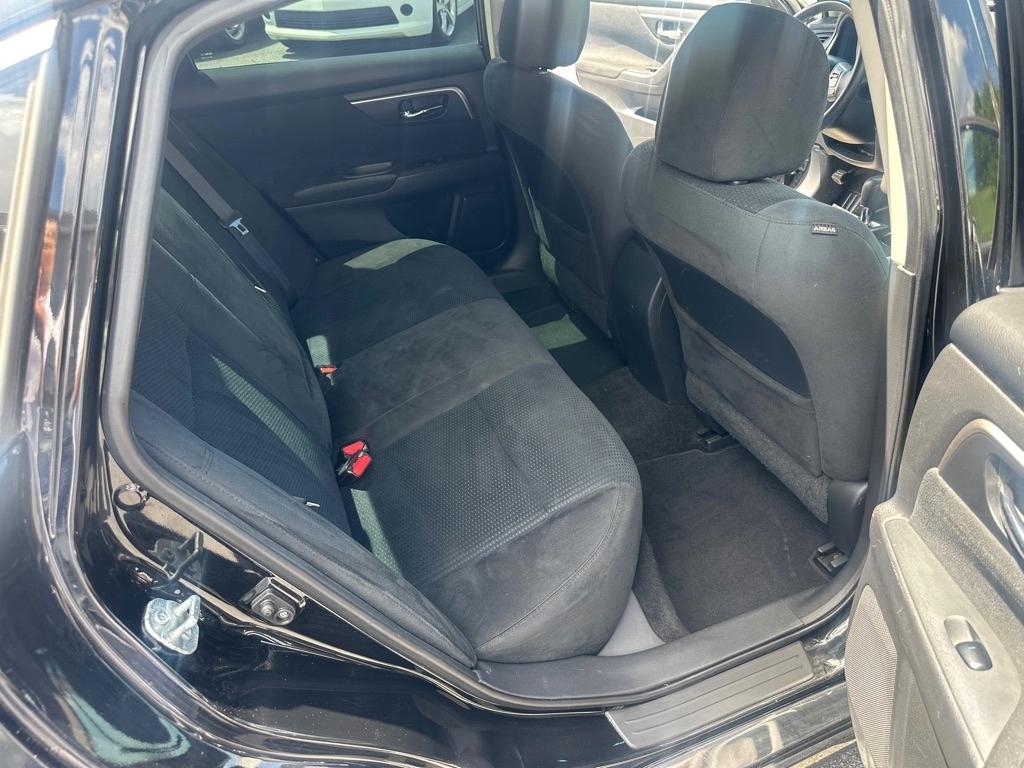 Nissan Altima  2015