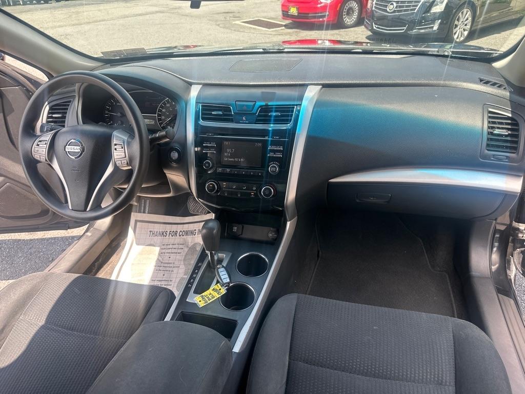 Nissan Altima  2015