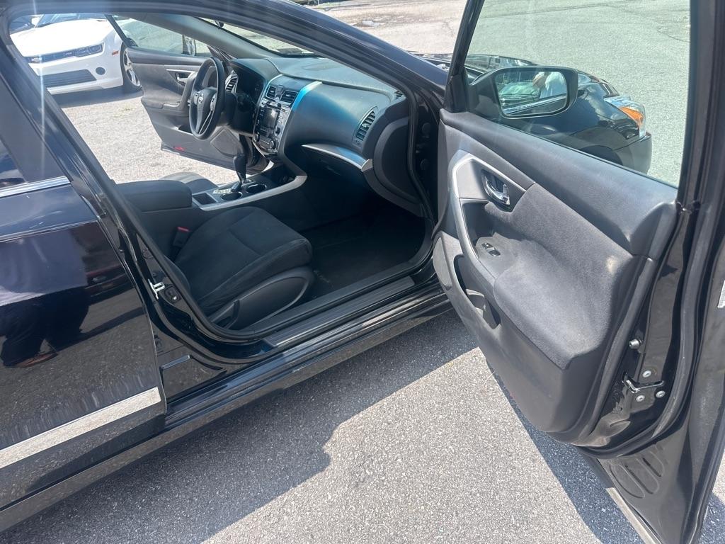 Nissan Altima  2015