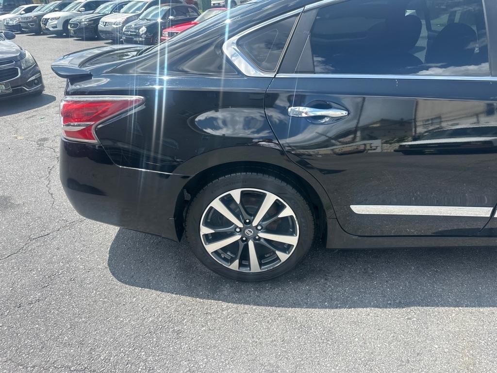 Nissan Altima  2015