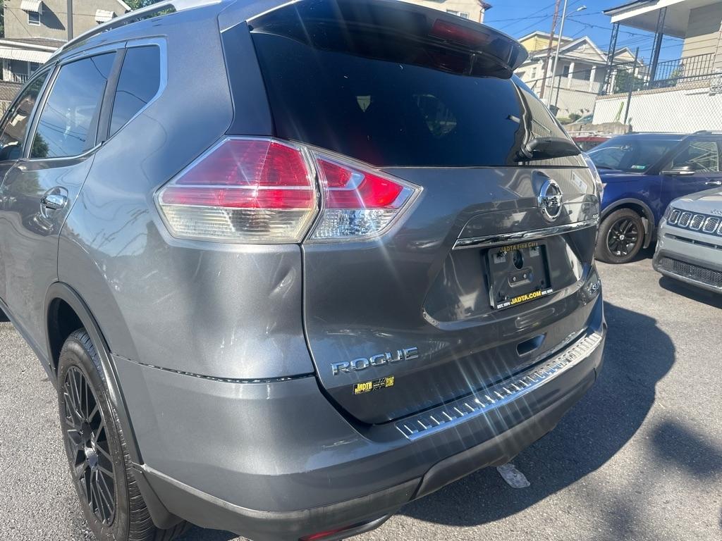 Nissan Rogue  2016
