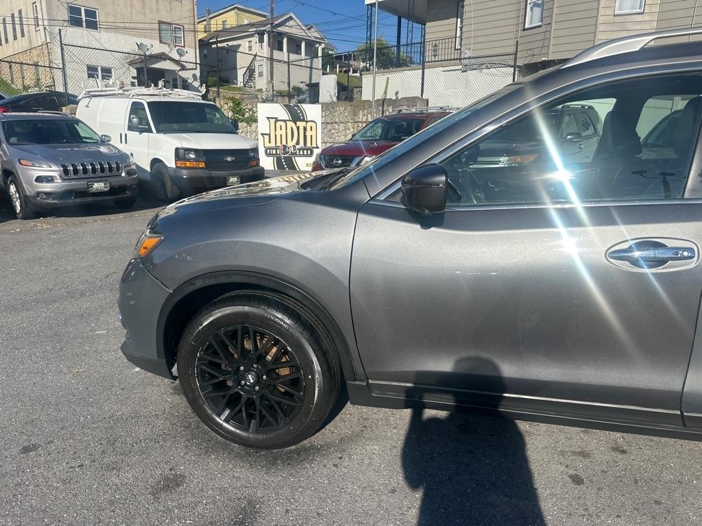 Nissan Rogue  2016