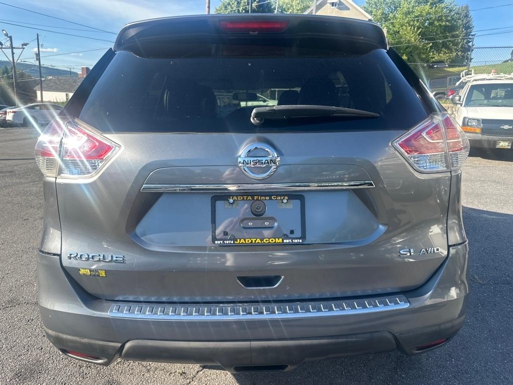 Nissan Rogue  2016
