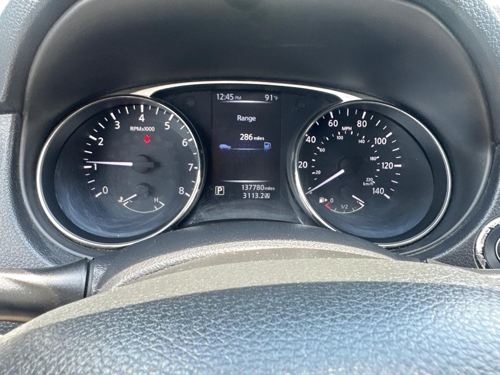 Nissan Rogue  2016