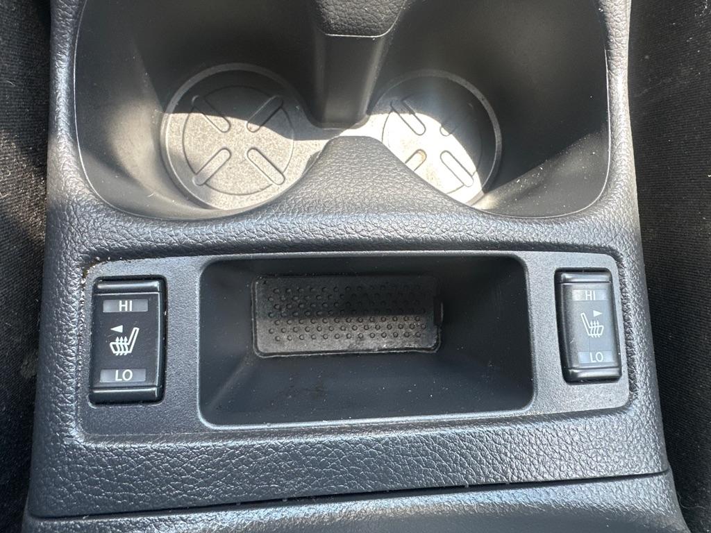 Nissan Rogue  2016