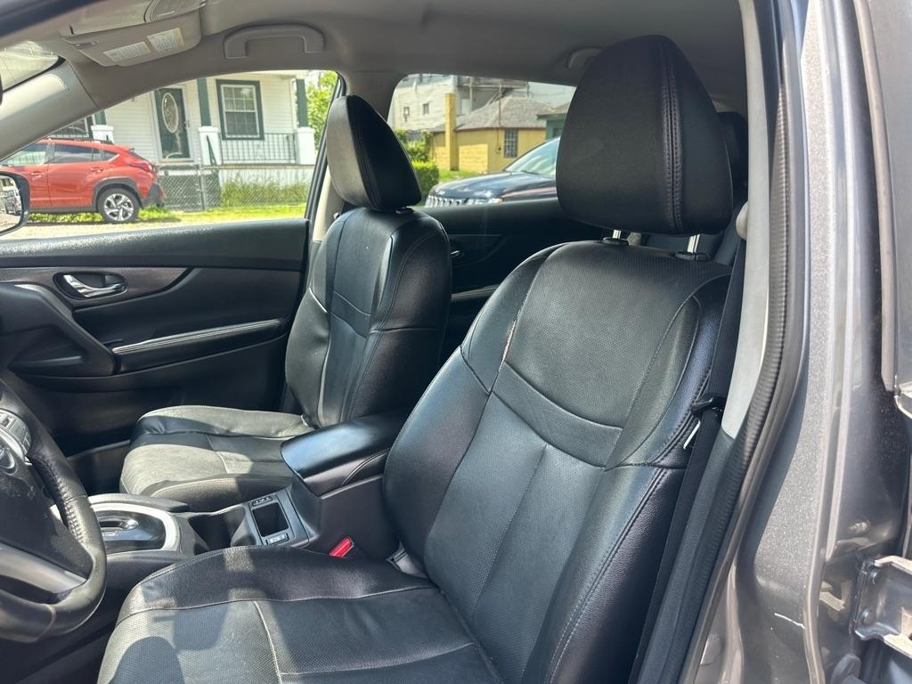 Nissan Rogue  2016