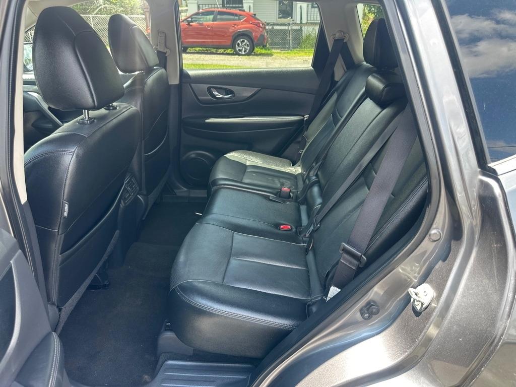 Nissan Rogue  2016