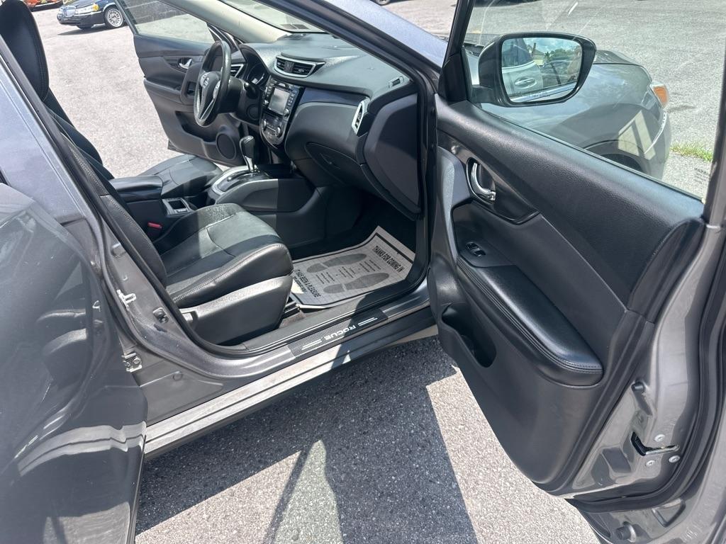 Nissan Rogue  2016