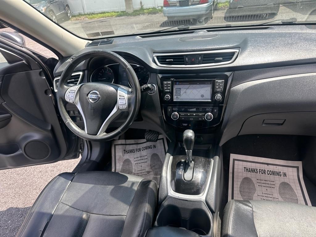 Nissan Rogue  2016