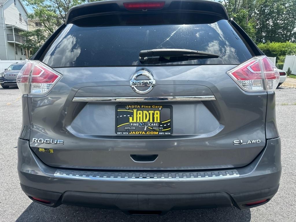 Nissan Rogue  2016
