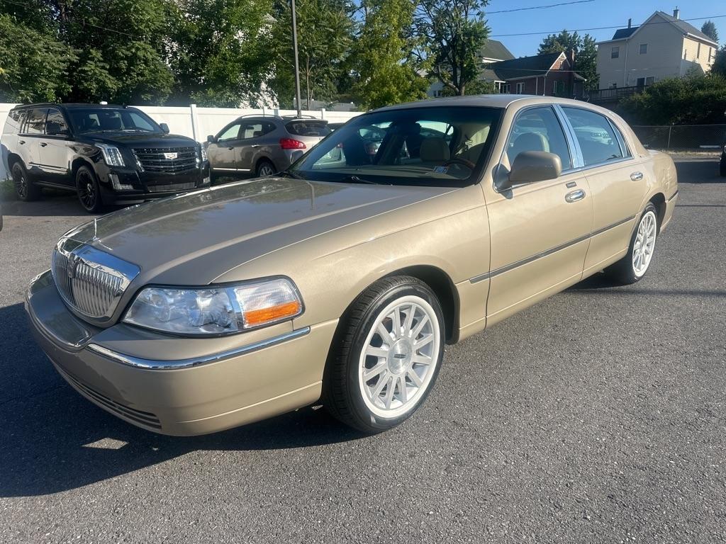 Lincoln Town Car  2006