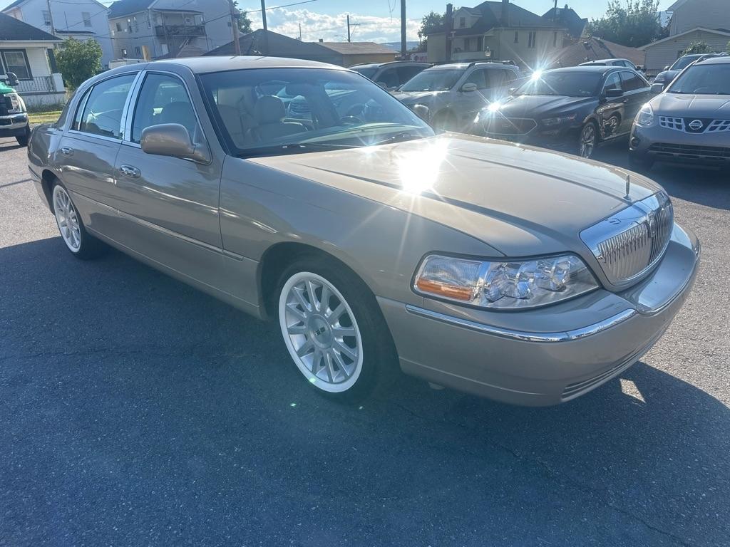 Lincoln Town Car  2006
