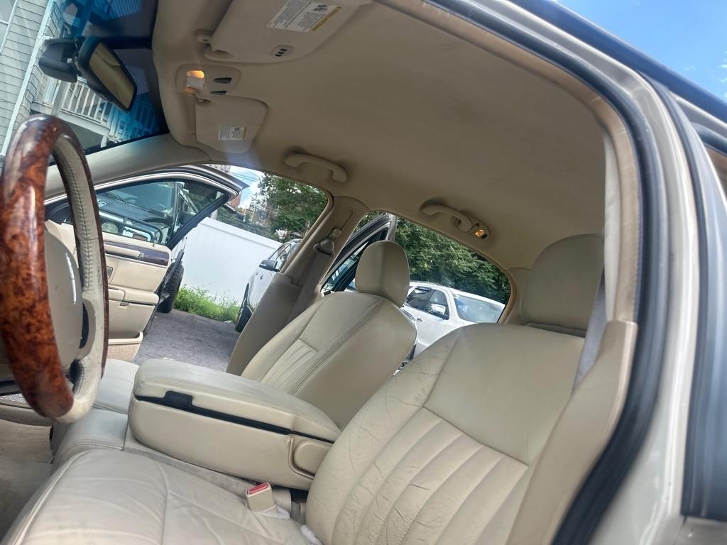 Lincoln Town Car  2006