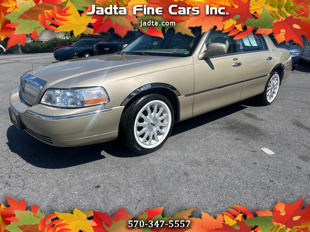Lincoln Town Car 4dr Sdn Signature Premium 2006