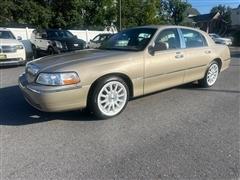 2006 Lincoln Town Car 