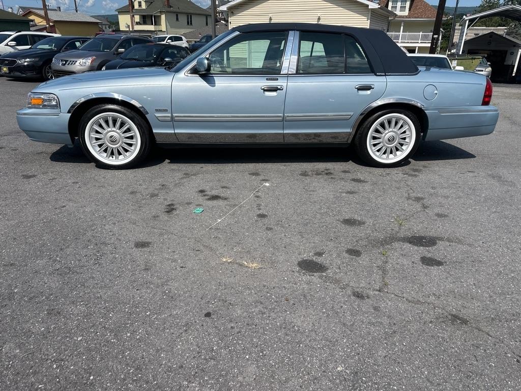 Mercury Grand Marquis  2010