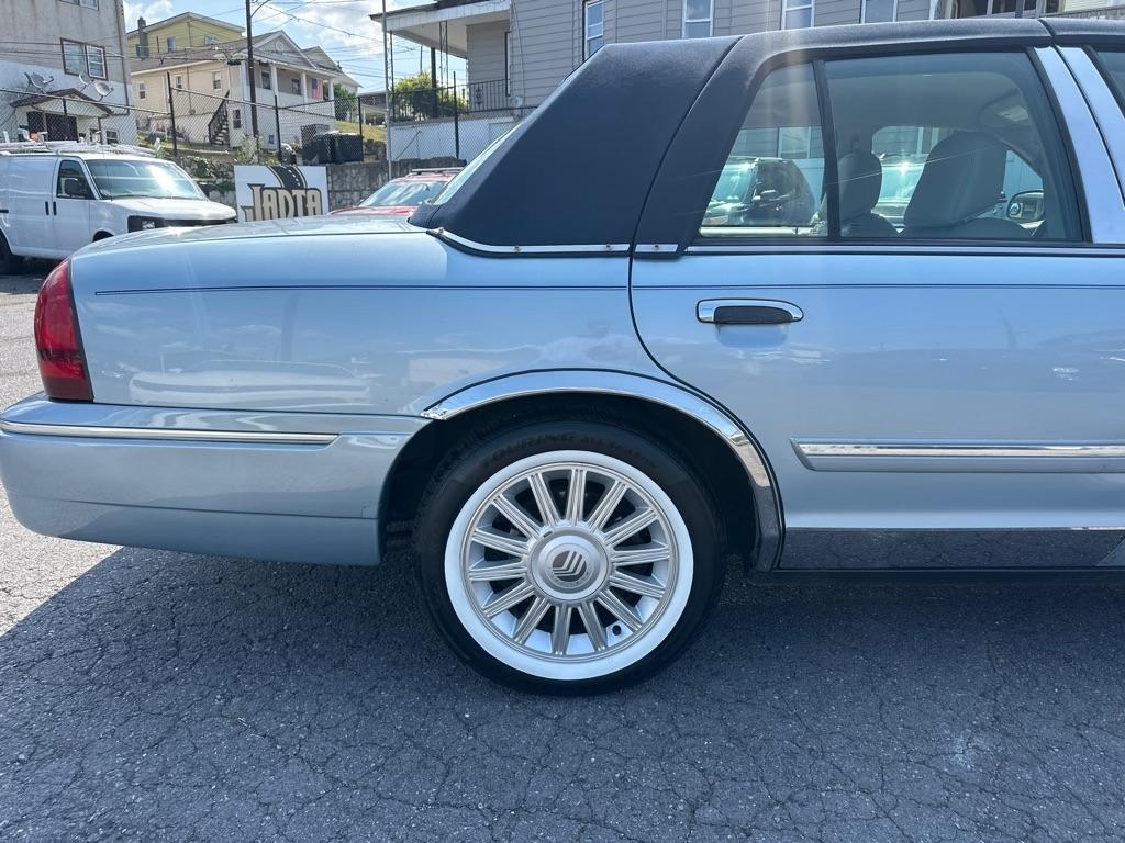 Mercury Grand Marquis  2010