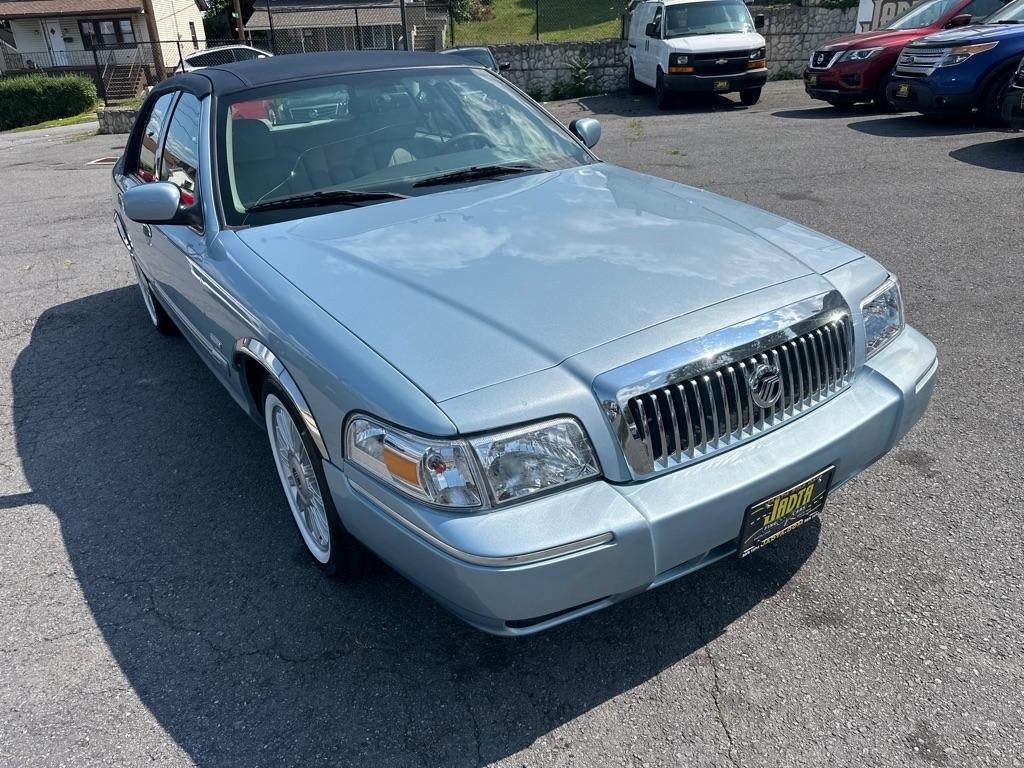 Mercury Grand Marquis  2010