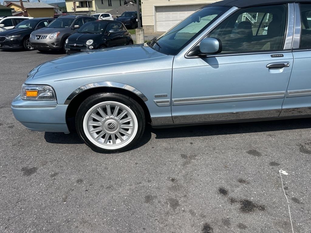 Mercury Grand Marquis  2010