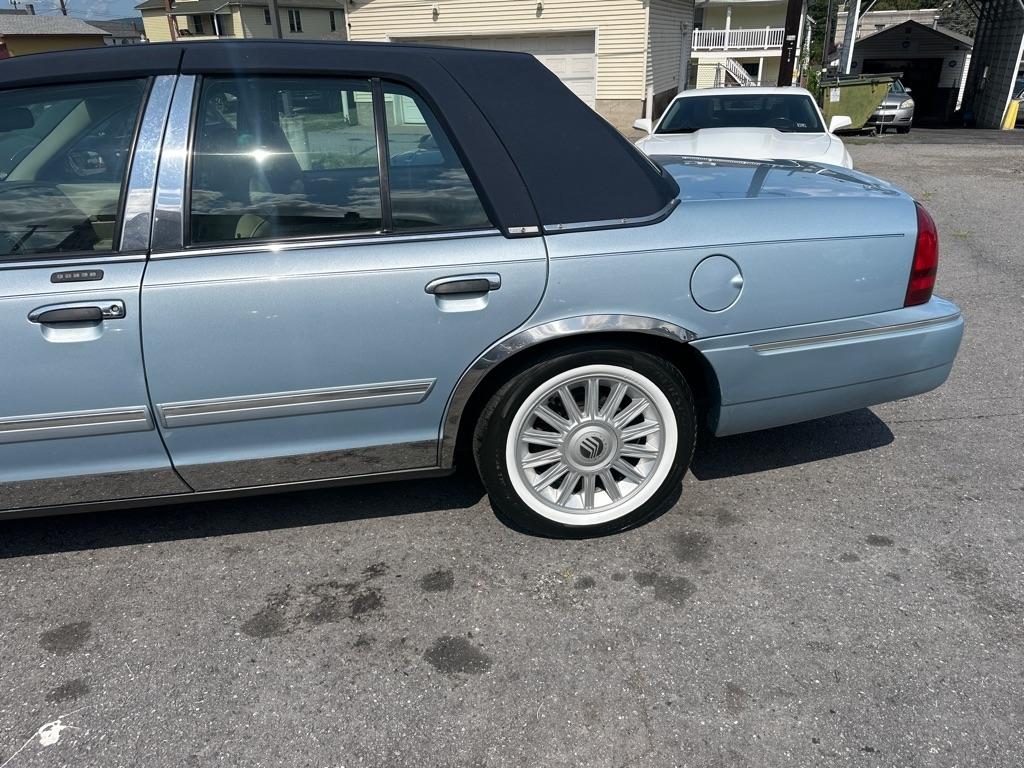 Mercury Grand Marquis  2010
