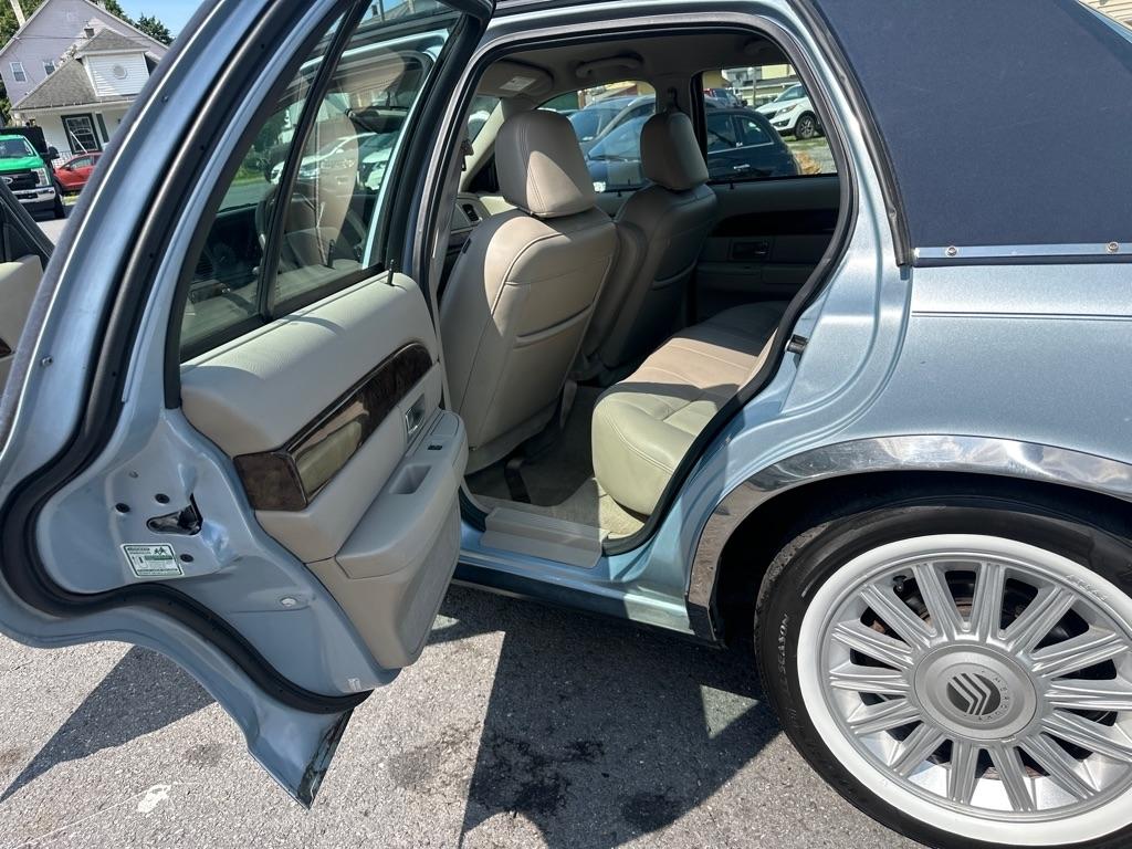 Mercury Grand Marquis  2010