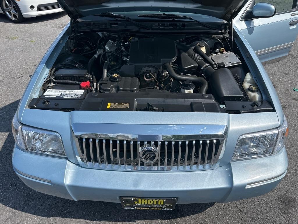 Mercury Grand Marquis  2010