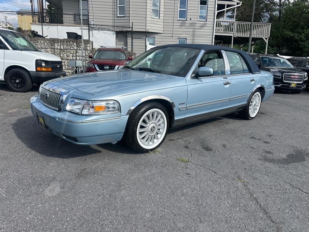 Mercury Grand Marquis  2010