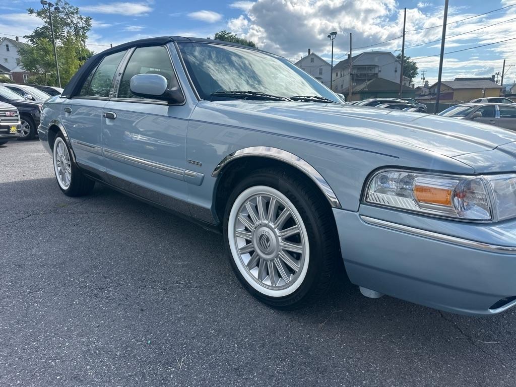 Mercury Grand Marquis  2010