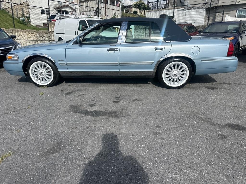 Mercury Grand Marquis  2010
