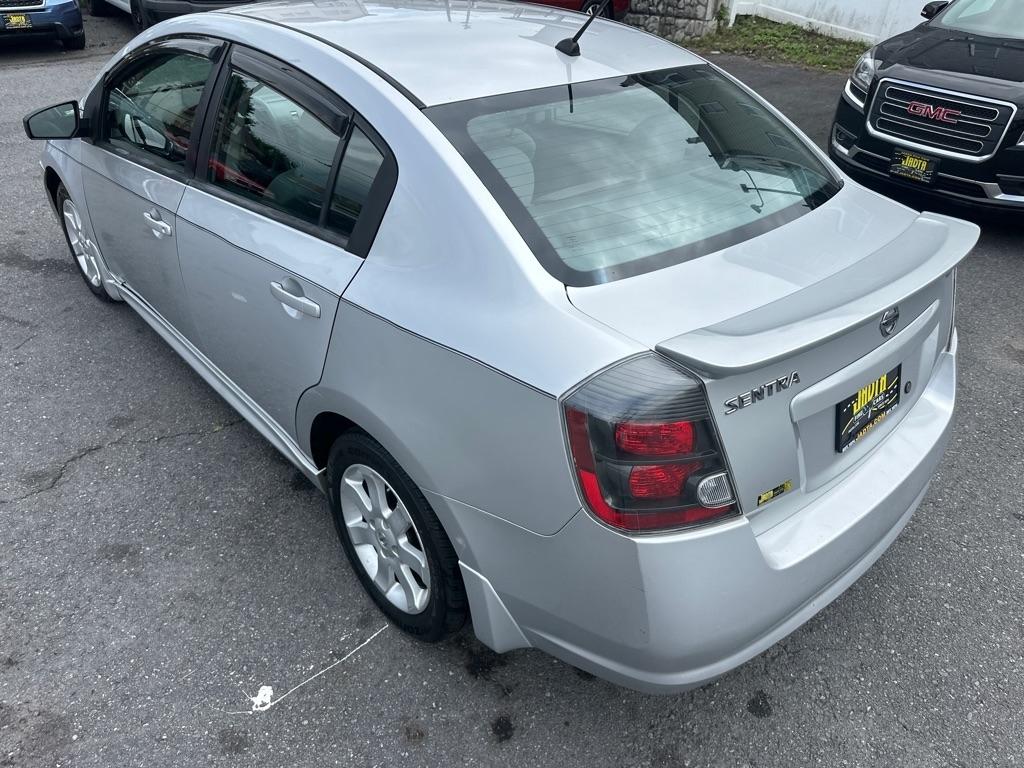 Nissan Sentra  2010