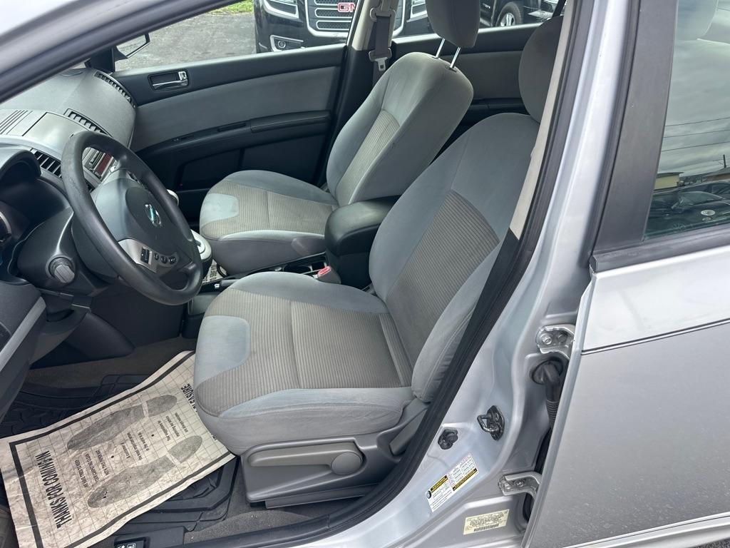Nissan Sentra  2010