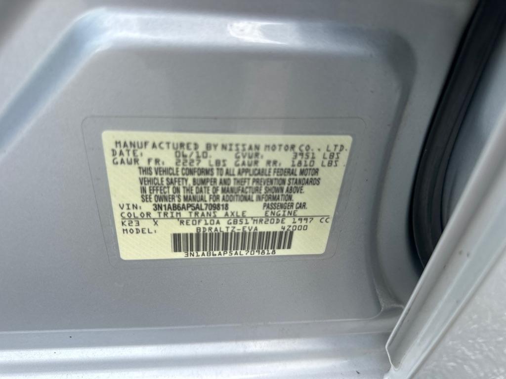 Nissan Sentra  2010