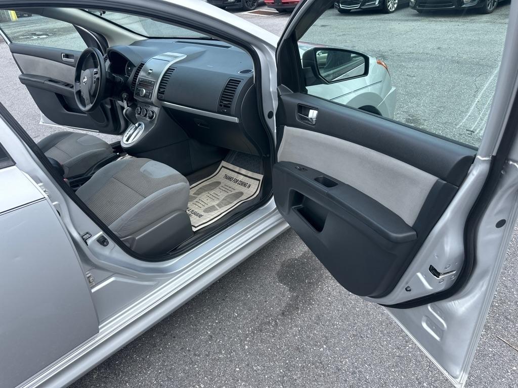 Nissan Sentra  2010