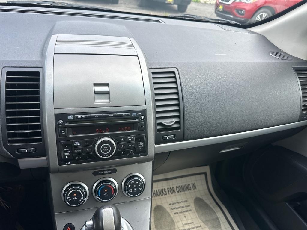 Nissan Sentra  2010