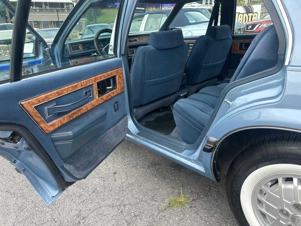 Buick LeSabre  1991