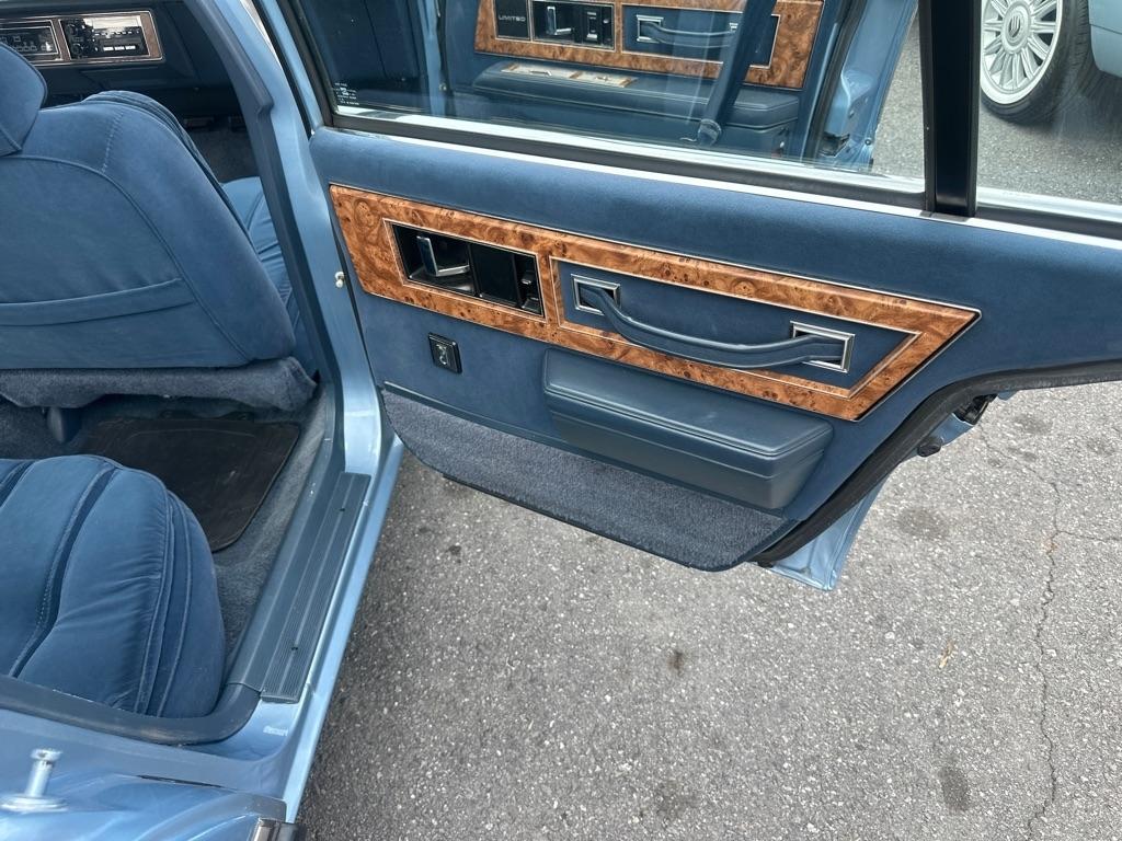 Buick LeSabre  1991
