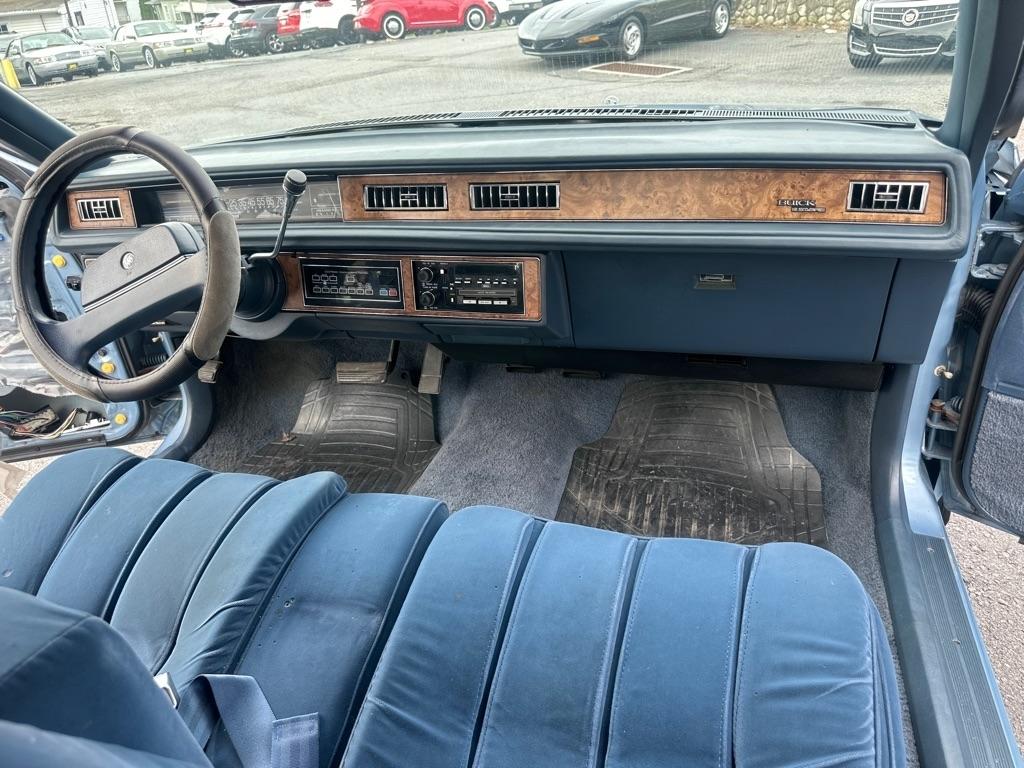 Buick LeSabre  1991