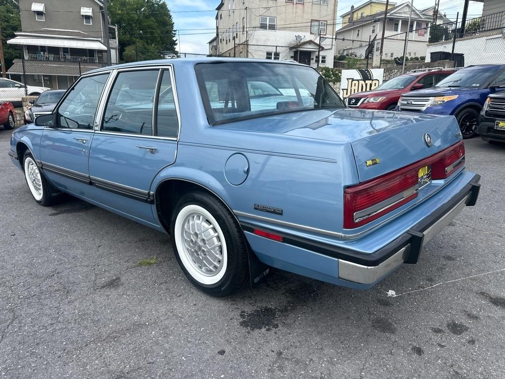 Buick LeSabre 4dr Sedan Limited 1991