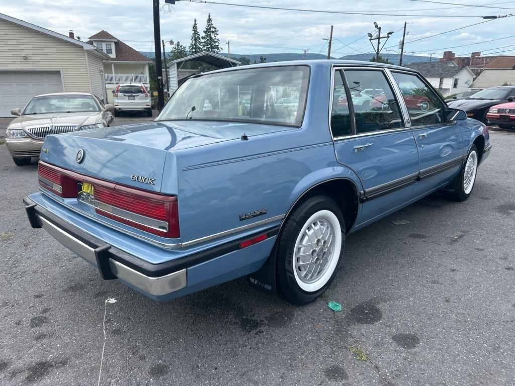 Buick LeSabre 4dr Sedan Limited 1991