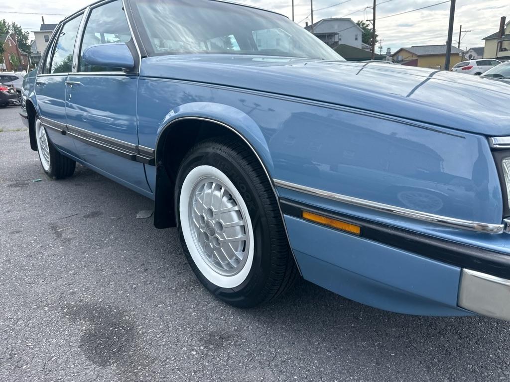 Buick LeSabre 4dr Sedan Limited 1991