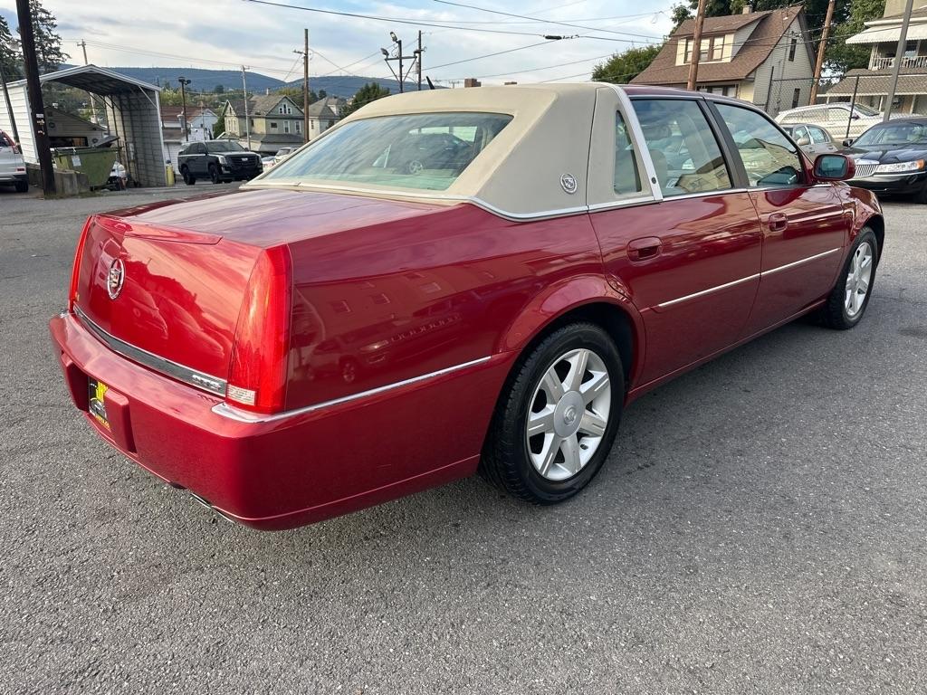 Cadillac DTS  2006