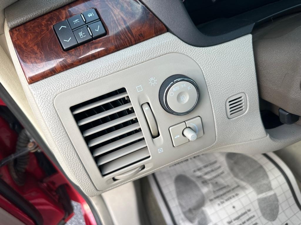 Cadillac DTS  2006