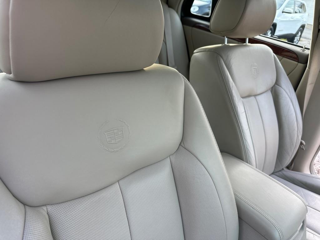 Cadillac DTS  2006