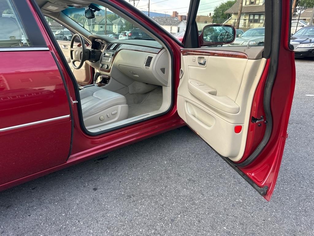 Cadillac DTS  2006