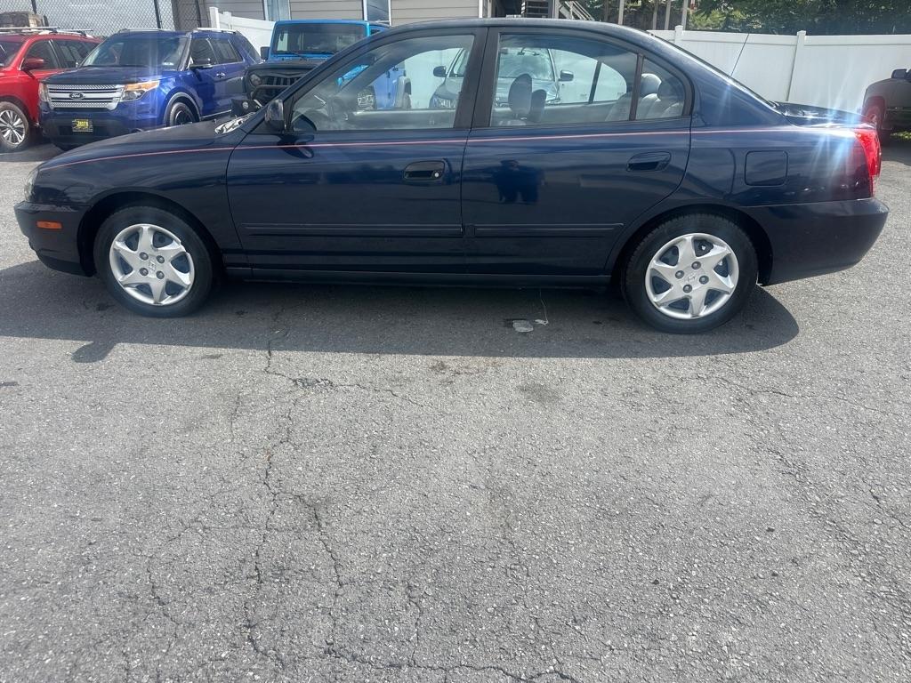 Hyundai Elantra  2005