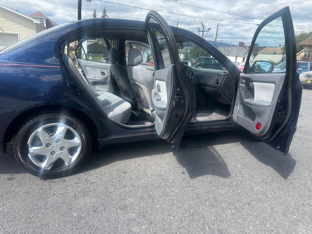 Hyundai Elantra  2005