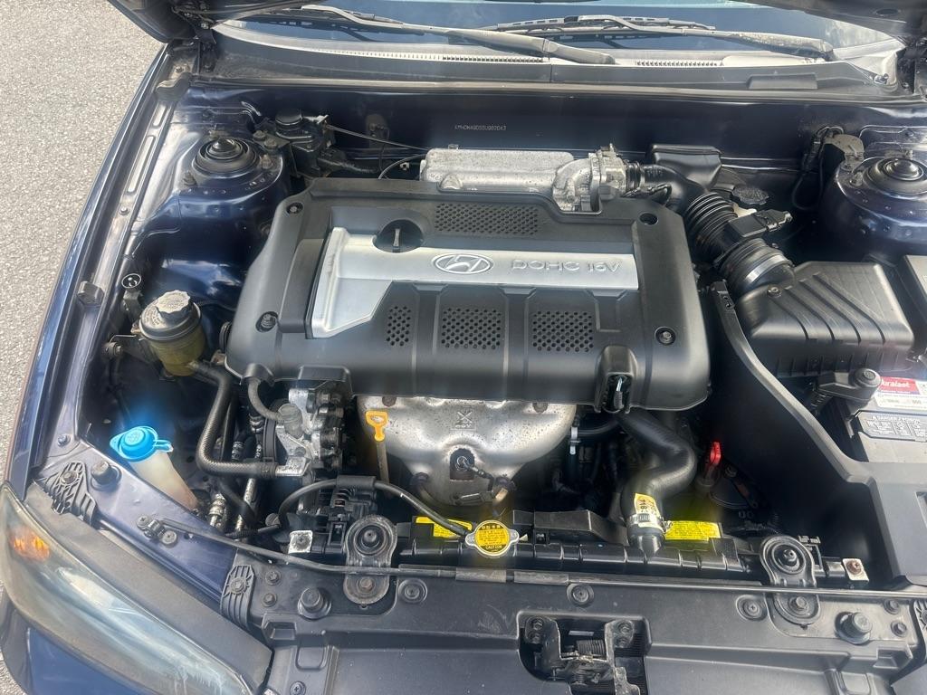 Hyundai Elantra  2005