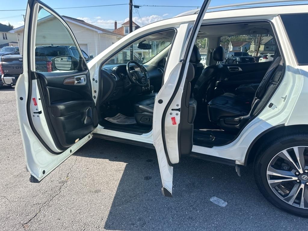 Nissan Pathfinder  2019