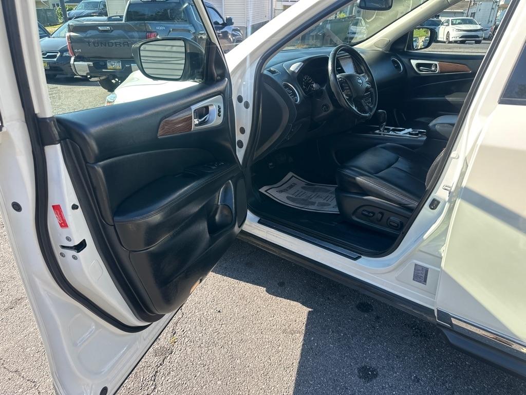 Nissan Pathfinder  2019